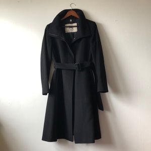 Burberry wool and cashmere belted winter coat
